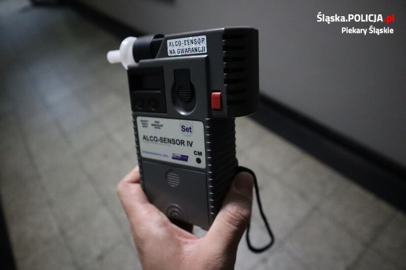 Kolejni kierujący na "podwójnym gazie" zatrzymani